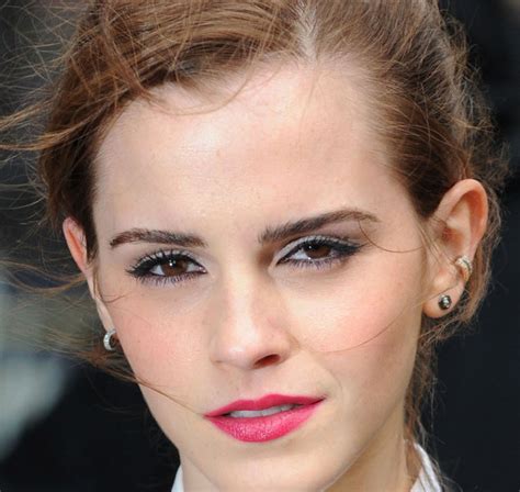 Emmas Earrings Emma Watson Favorite Celebrities Emma