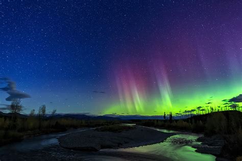 The 7 Best Places To See The Northern Lights In Montana - Van Life Wanderer