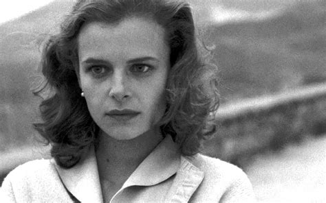 Agnese nano (born 5 november 1965 in rome) is an italian film, tv and theater actress. Poze Agnese Nano - Actor - Poza 2 din 10 - CineMagia.ro