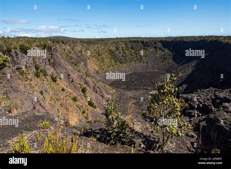 Chain Of Craters Road In Hawaii Volcanoes National Park Hi Res Stock