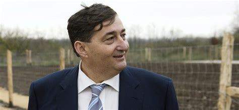 1 182 milliárd forint volt, azaz mészáros gyerekei 1 millió forintot kerestek minden nap a cégalapítás óta. Ingatlan: Hivatalos: Mészáros Lőrinc gyerekei 11 helyett ...