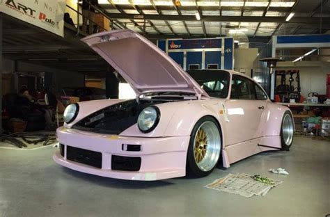 Rauh Welt Makes Special Pink Porsche 911 For Australian Debut