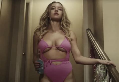 Euphoria Actor Sydney Sweeney Said She Was Misquoted Didnt Ask Sam Levinson To Cut Nude Scenes