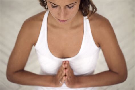 Čakra jóga s meditací jógoviny cz