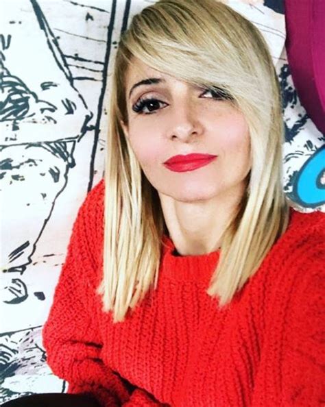 She is famous for being a choreographer. Chi è Veronica Peparini