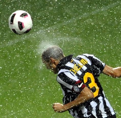 Chiellini says negative and disrespectful balotelli deserved a slap. Bilder des Tages: Bilder des Tages - Bilder & Fotos - WELT
