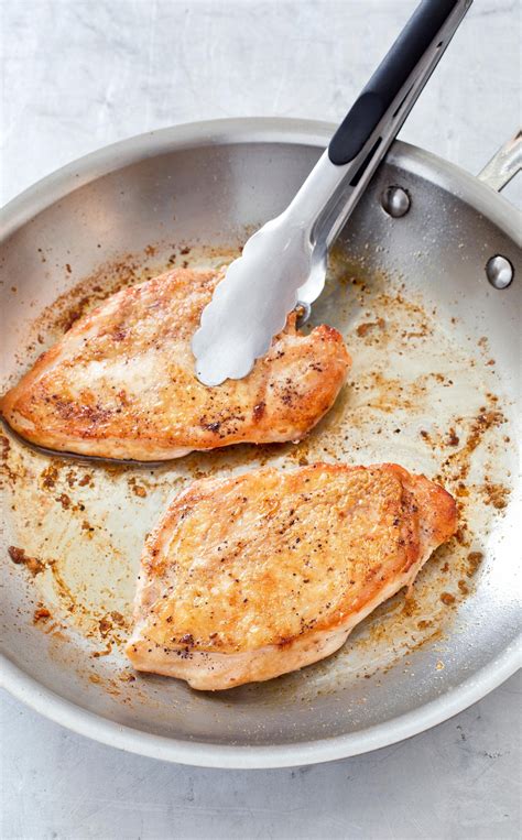 How To Cook Chicken Breast On The Stove Top Foodrecipestory
