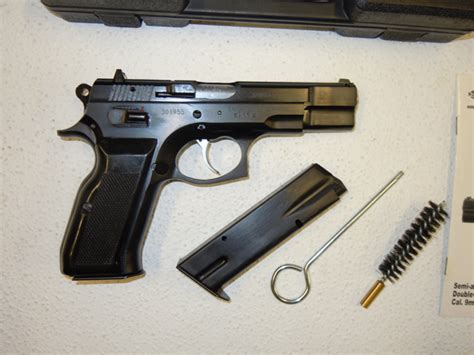 Pistole Norinco Modnz85b Im Kaliber 9mm Para Inkl Zubehör Schwaben