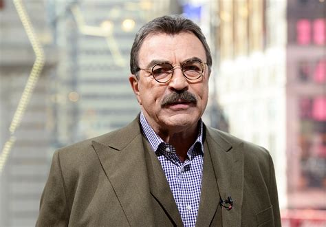 How Tom Selleck Chose Acting Over A Basketball Career