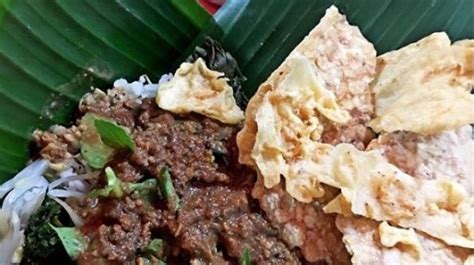 Resep pecel madiun merupakan salah satu resep masakan tradisional yang telah menjadi aneka resep masakan rumahan indonesia. Ganjal Perut Kala Malam di Ibu Kota dengan Pecel Madiun ...