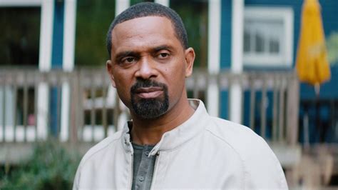 Watch The Funny Trailer For The House Next Door Meet The Blacks Starring Mike Epps