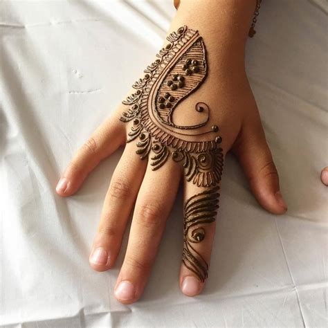 Latest Arabic Mehndi Designs For Kids Not Just Chakras And Flowers