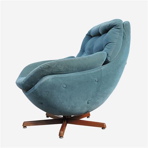 Vintage Teal Swivel Upholstered Egg Chair 1960s 136383