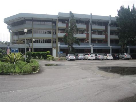 Sebuah kampung dalam daerah kecil chemor di perak. JUST ANOTHER TEACHER: INSTITUT AMINUDDIN BAKI, GENTING ...