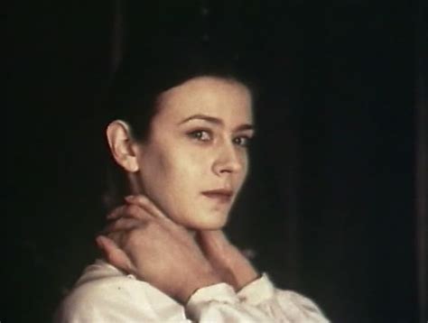 Пока эта информация никак не подтверждается. Двое под одним зонтом на Миртесен.Кино