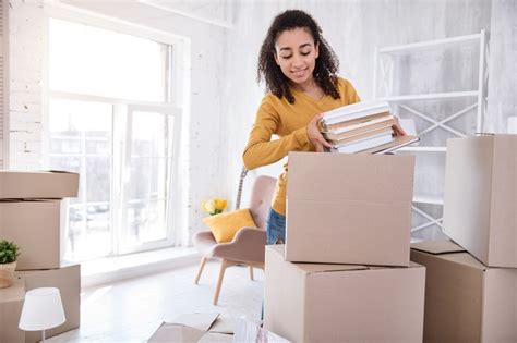 Apartment Moving Tips For First Time Renters Brown Box Movers