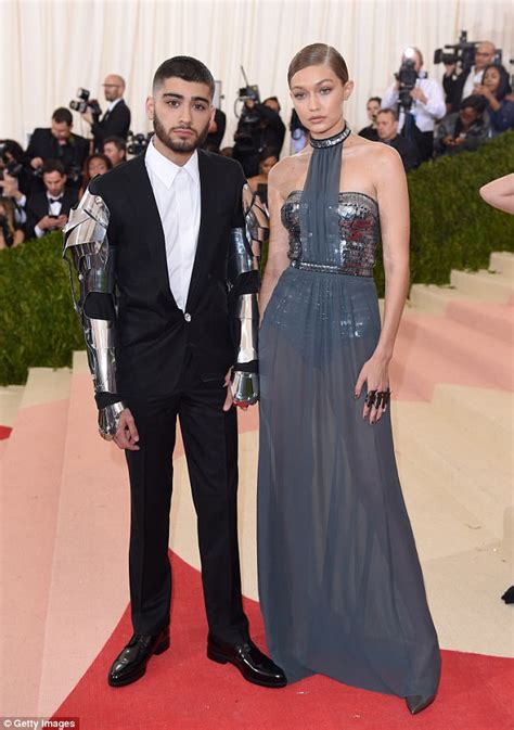 Gigi hadid is due to give birth to her first baby with her boyfriend zayn malik in september, just days away. Zayn Malik addresses anxiety problems in new Vogue video ...