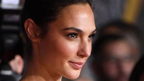 Artificial Intelligence At Its Worst Now We Have A Fake Porn Clip Of Gal Gadot Hollywood