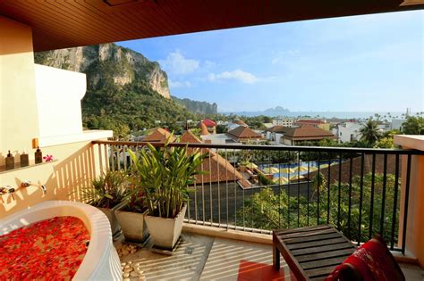Several hotels are available near ao nang beach, allowing you to not only be close to the ocean but also within walking distance of many great eateries and resorts further inland. Aonang Cliff Beach Resort (Krabi/Ao Nang) - Hotel Reviews ...