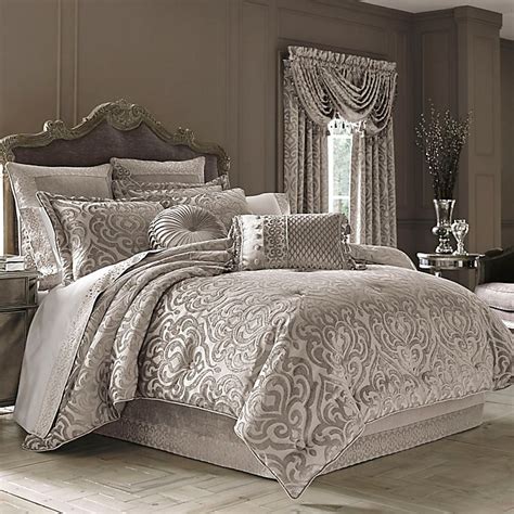 Queen new york's sicily comforter set brings timeless elegance into your bedroom with a baroque pattern in different textures. J. Queen New York™ Sicily Comforter Set in Pearl | Bed ...