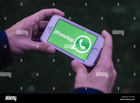 Whatsapp Logo Stock Photos And Whatsapp Logo Stock Images Alamy