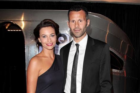 Love Rat Ryan Giggs Turfs His Mum Out Of House So He Can Live On Same