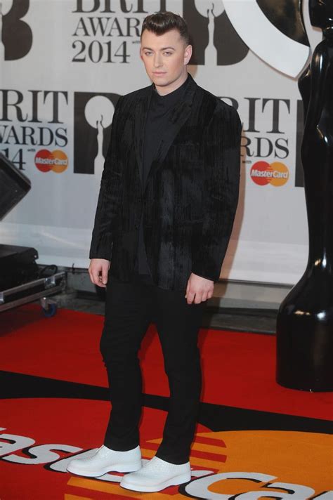 Sam Smith Sam Smith Brit Red Carpet Awards Academic Dress Dresses