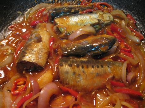 Resep ikan sarden segar 288. RESEPI NENNIE KHUZAIFAH: Sambal sardin