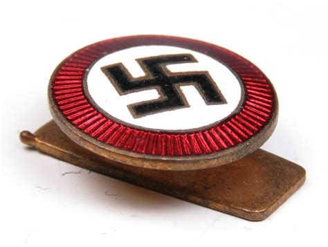 17 Mm Badge Of Nsdap Sympathizers