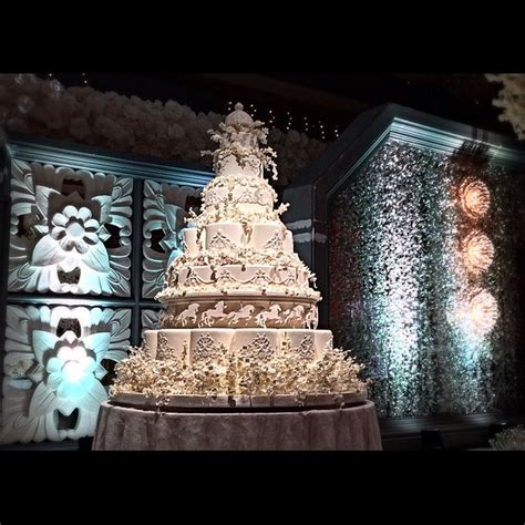 masterpiece and signature wedding cakes by lenovelle cake