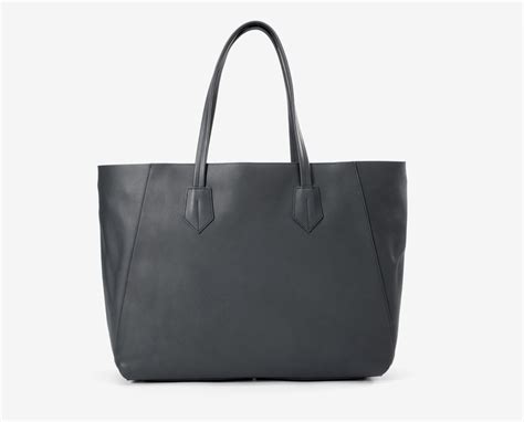 Where Can I Find A Quality Leather Tote That Fits All My Crap Racked