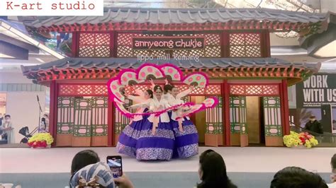 부채춤 Buchaechum Korea Traditional Dance Youtube
