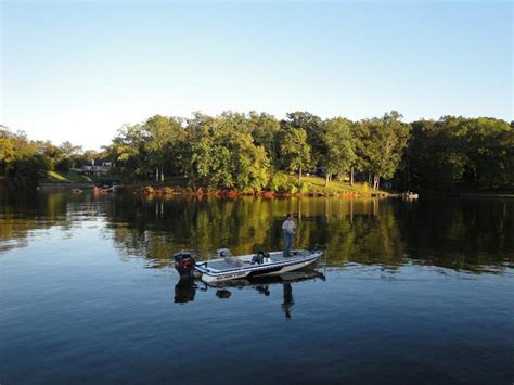 Tennessee River Waterfront Homes For Sale On Wilson Lake Florence