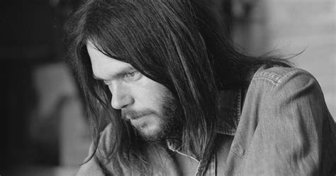 Neil Young Confirms ‘archives Volume Ii 1972 1976 Tracklist