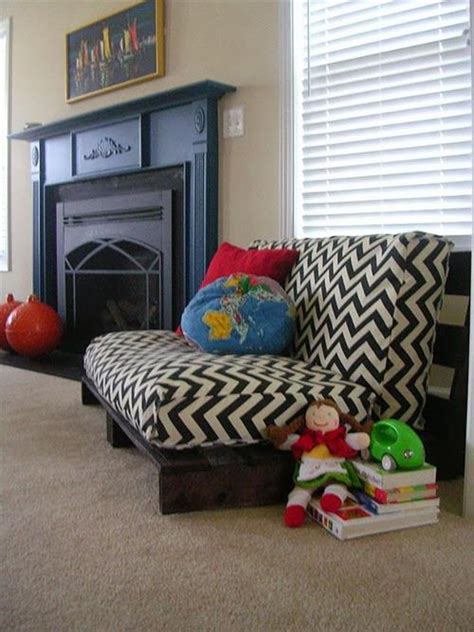 There are 7 spfa for sale on etsy, and they cost $28.88 on average. How to Make Pallet Sofa Cushions | Pallets Designs