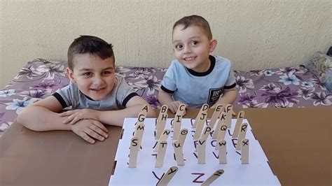 و كنت طالبة جامعية في كلية الاداب وكنت بارعة الجمال وكان لي الكثير من الاصدقاء وأكثر من ذلك معجبين. ‫وسائل تعليمية للاطفال لتعلم الاحرف الانكليزية Fouad ...