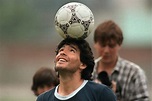 La emotiva despedida de ‘la pelota’ a Diego Maradona: video al mejor ...
