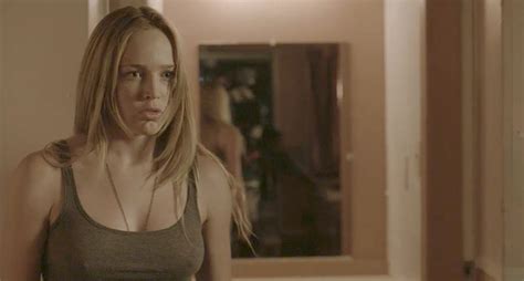 Caity Lotz Nuda ~30 Anni In The Pact