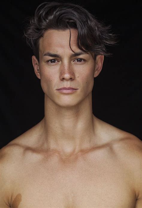 25 Ide Populer Male Model Portrait Hairs