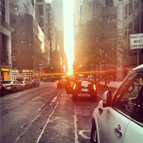 Manhattanhenge Images Reveal Stunning Nyc Sunsets Photo Sunset