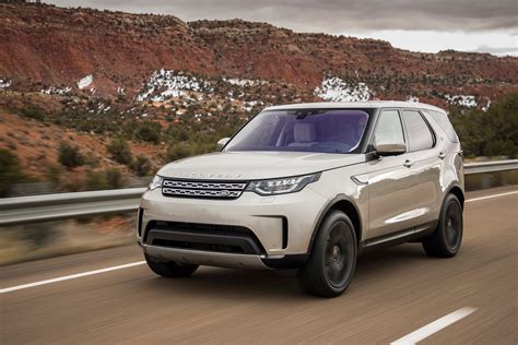 land rover discovery sd  review auto express