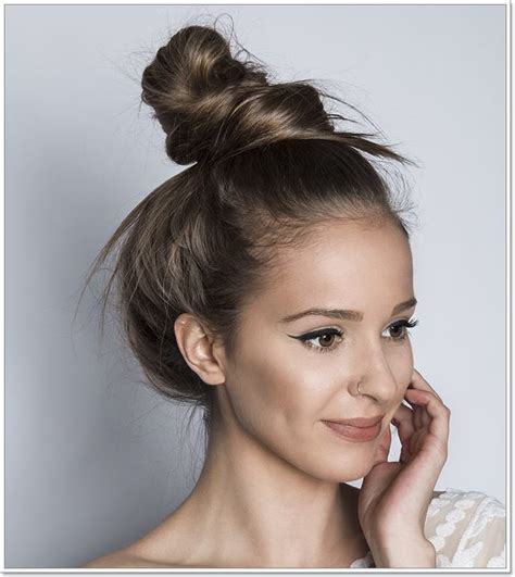 36 Fuss-Free Messy Buns You Can Rock From Day to Night