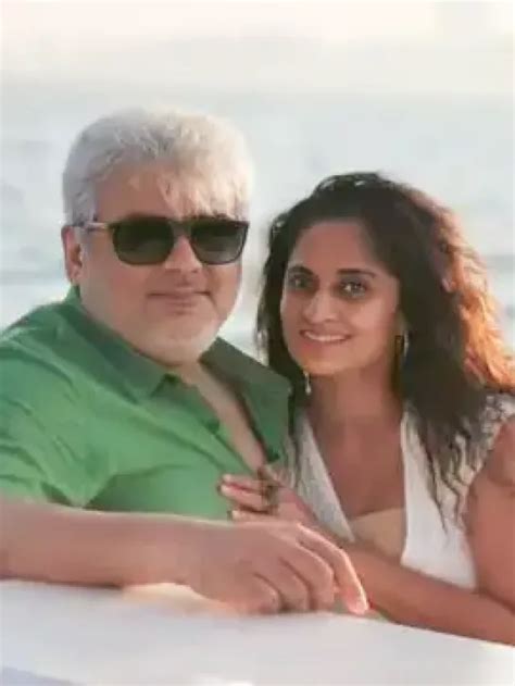 Ajith Kumar Wife Shalini Spend Dreamy Evening On Yacht During Dubai