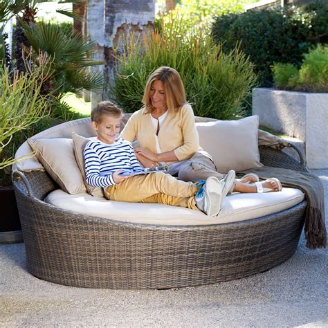 2, actual thickness of parts: Carmen Round Daybed Natural - Loungers, Outdoor Daybeds ...