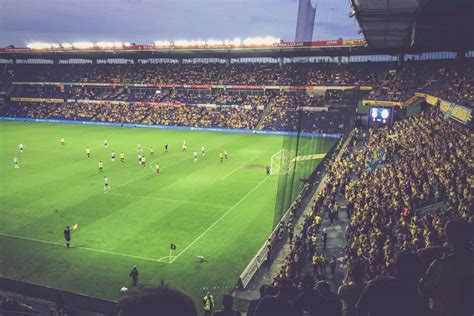 Nachfolgend präsentieren wir ihnen die besten quoten der populärsten. Brøndby Stadion, Kopenhagen - FLUTLICHTFIEBER
