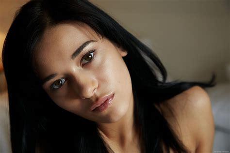Kamila A Women Brunette Face Model Closeup Dark Hair Brown Eyes