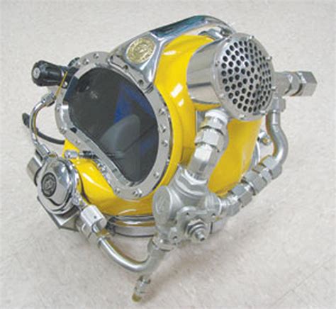 18 divers helmet diving helmet u.s navy mark v deep sea antique scuba vintage. Space Suit Technologies Protect Deep-Sea Divers