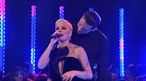 Halsey Brings Out G-Eazy To Perform "Him & I" On Her 'Saturday Night ...