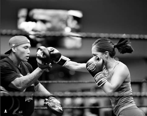 Pin By Lisa Laf On Boxing Boxing Girl Female Boxer Women Boxing