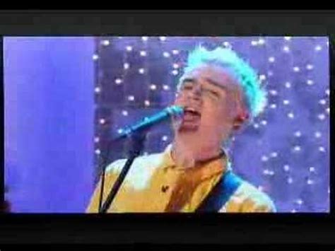 But amen, amen tell me, is this what you wanted? McFly - Santa Clause is Coming to Town - tekst i ...